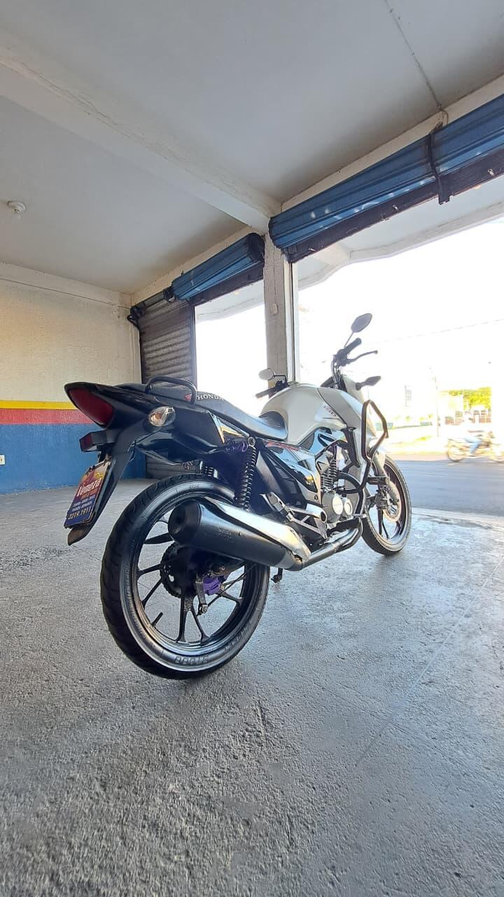 HONDA CG 160 FAN TRASEIRA DIREITA